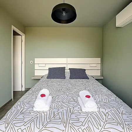 Mini Climatisee Vue Wifi Avec Piscine Chauffee De Avriloctobre Vila